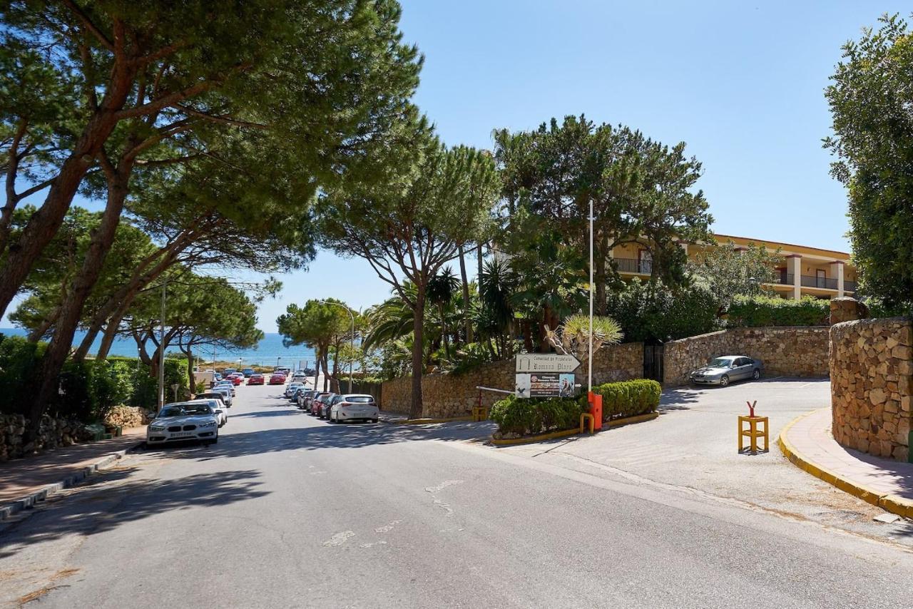Oleholidays 617 Romana Playa Junto Al Mar Marbella Exterior photo
